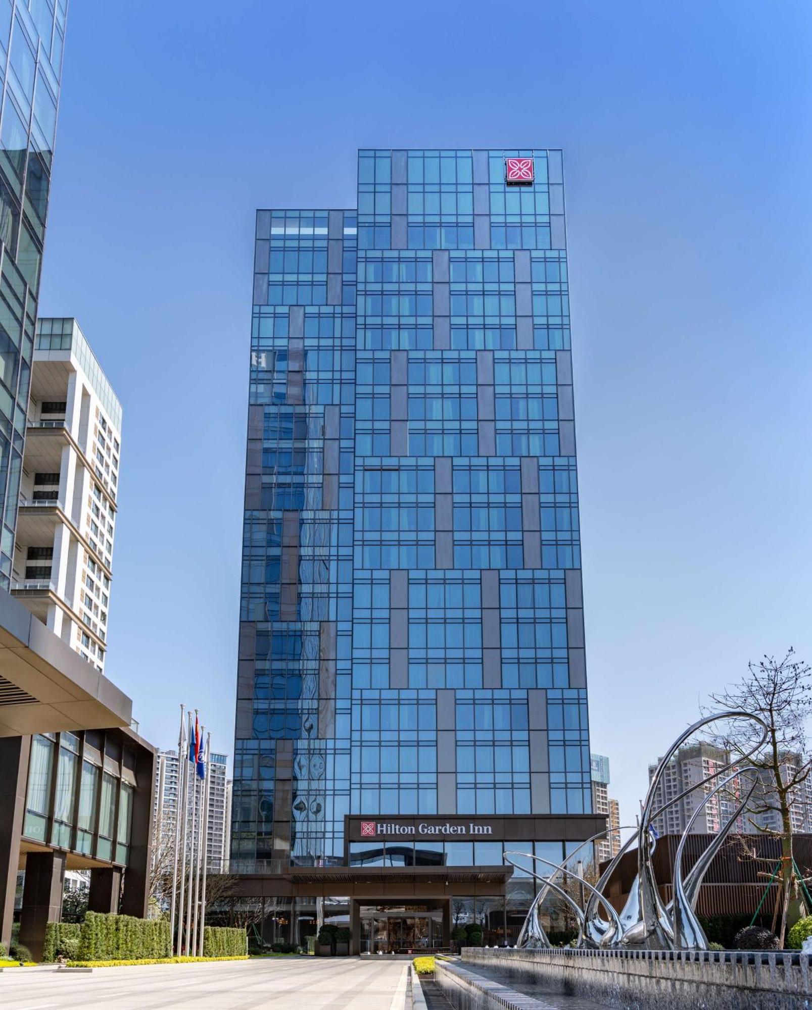 Hilton Garden Inn Shenzhen World Exhibition & Convention Center Exterior foto